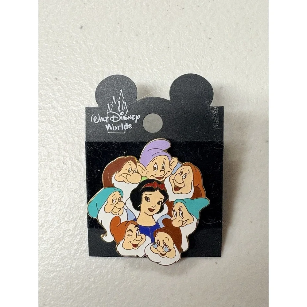 Disney Walt Disney World Snow‎ White and Seven Dwarfs Pin